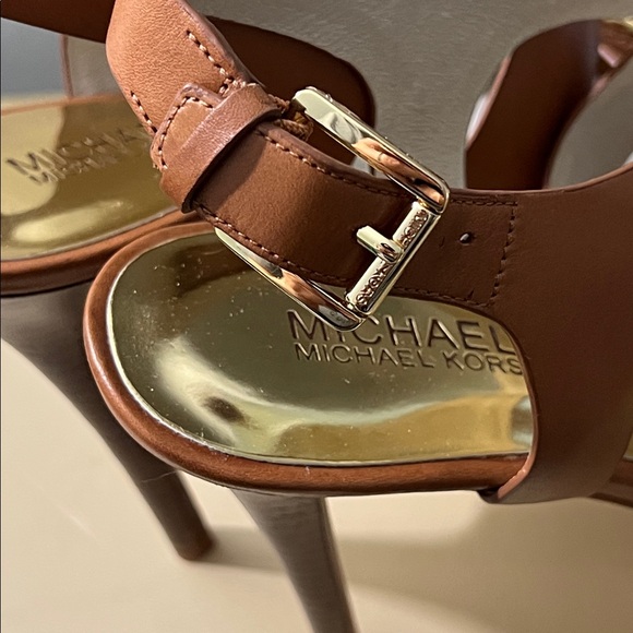 NIB Michael Kors Luggage Candace Platform Sandals - Picture 14 of 16